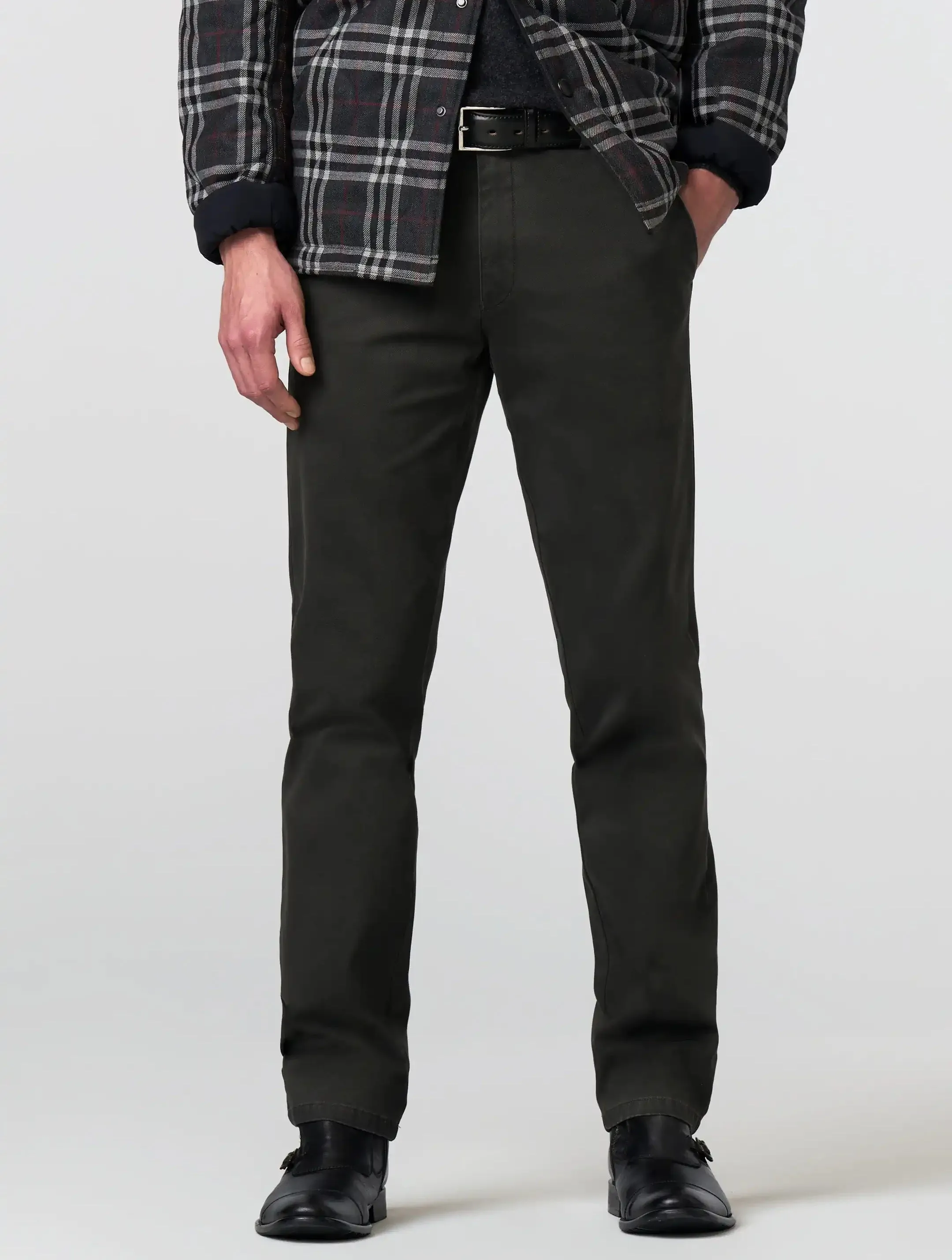 40% OFF - MEYER New York Trousers - 5617 Fine Texture Chinos - Charcoal - Size: 34 SHORT & 32 LONG