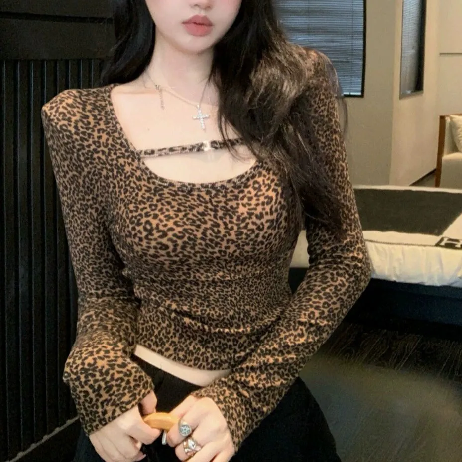 Babes Sexy Low Cut Top Women's Autumn and Winter Leopard Padded Shoulders Long Sleeve T-Shirt Brushed and Fleece Undershirt