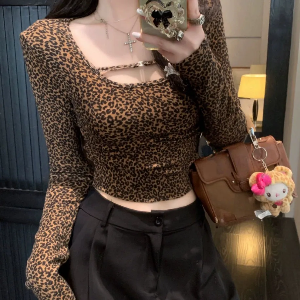 Babes Sexy Low Cut Top Women's Autumn and Winter Leopard Padded Shoulders Long Sleeve T-Shirt Brushed and Fleece Undershirt
