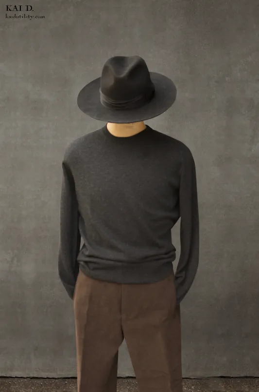 Mongolian Cashmere Sweater - Deep Charcoal - M