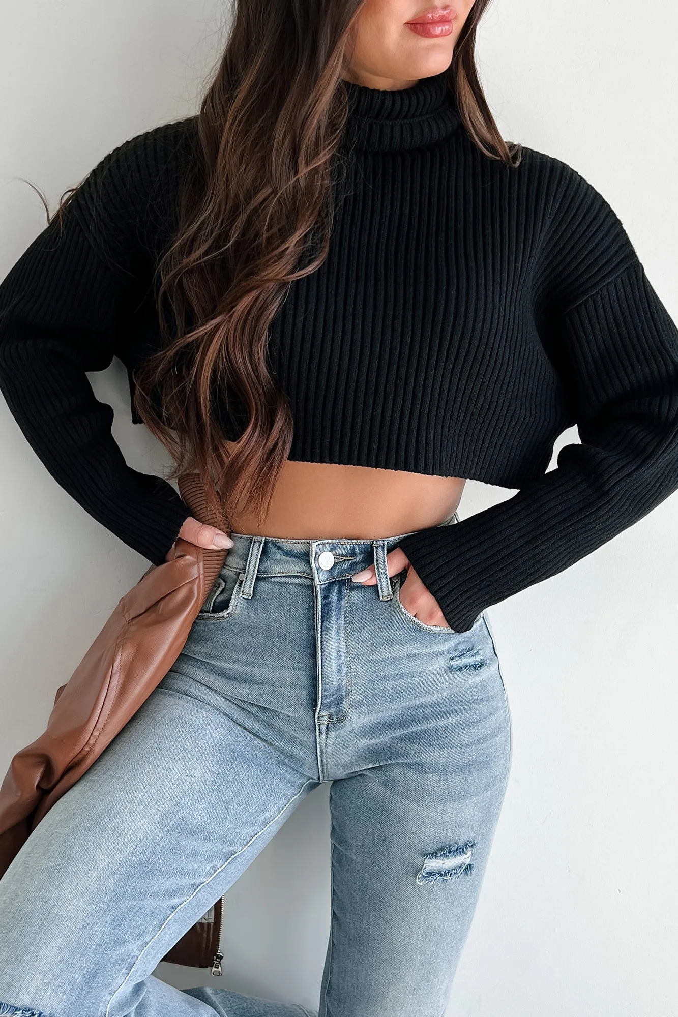Pamela Turtleneck Crop Sweater (Black)