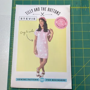 Pattern - Tilly and the Buttons - STEVIE (paper pattern)