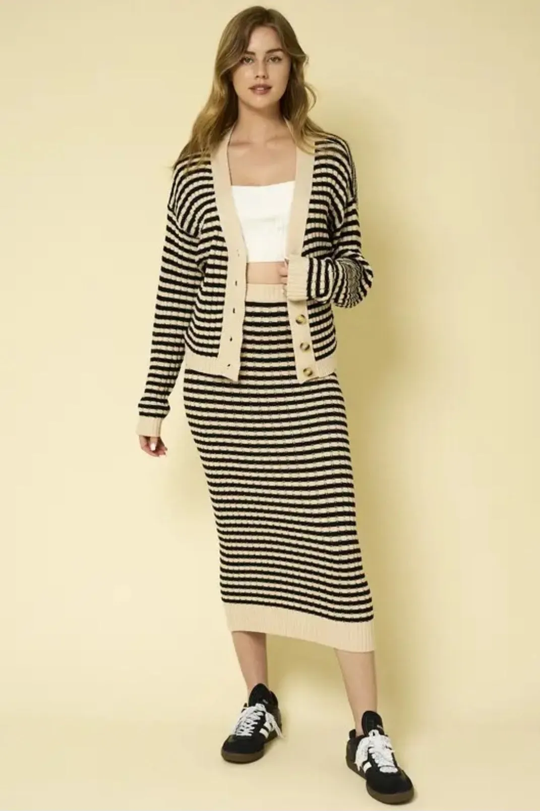 V-Neck Stripe Ribbed Crop Cardigan