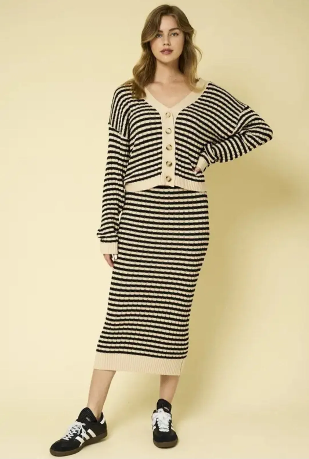 V-Neck Stripe Ribbed Crop Cardigan