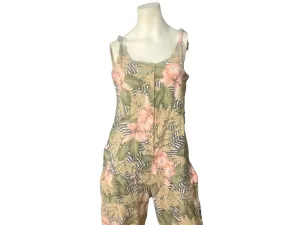 Vintage 80's Water Water Every Wear M